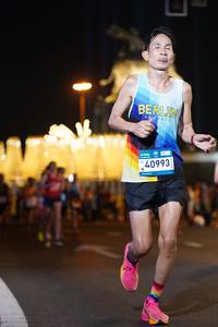 BIB: 40993
                            <button type="button" onclick="openModal(23105572)" class="btn btn-primary btn-sm float-right btn-popup" data-toggle="modal" data-target=".modal-high-quality">
                        <i class="fas fa-shopping-cart"></i> Add to Cart
                    </button>
                                            <button type="button" onclick="isThisMe(23105572, true)" class="btn btn-success btn-sm float-right btn-popup btn-isme hidden" data-toggle="tooltip" data-placement="bottom" title="นี่คือรูปของคุณใช่ไหม คลิกที่นี่เพื่อเอาเข้าอัลบั้ม">
                        <i class="fas fa-plus"></i> Add to album
                    </button>
                    <button type="button" onclick="isThisMe(23105572, false)" class="btn btn-warning btn-sm float-right btn-popup btn-isnotme hidden">
                        <i class="fas fa-ban"></i> Remove from album
                    </button>